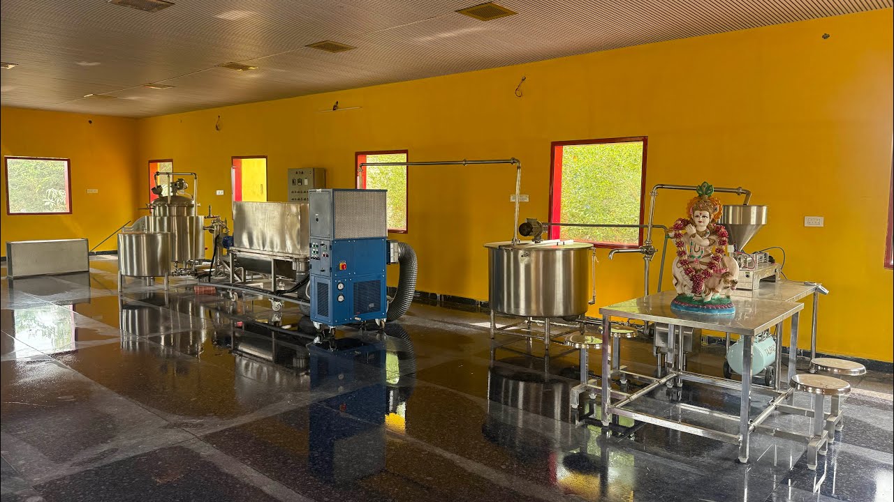Beekeeping Training at Filed level exposures viditing with farmers 
