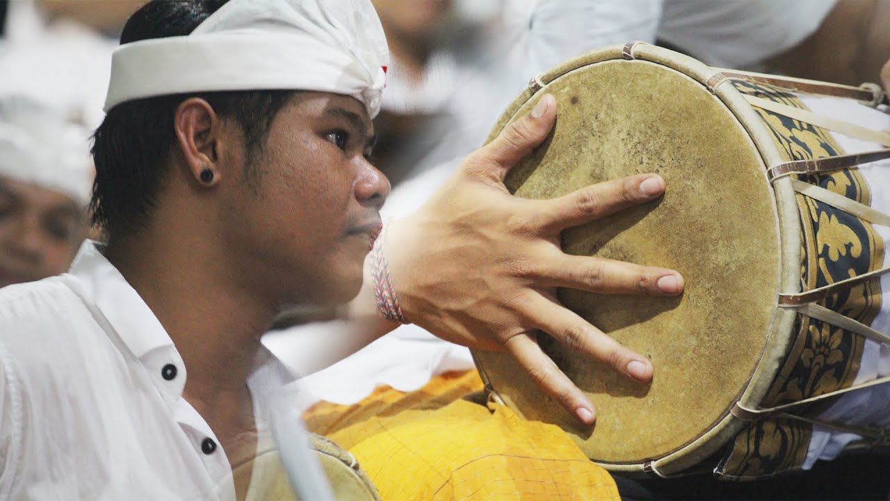 SUPER MANTAP teknik Pukulan Juru Kendang Superstar | Koming Saputra Asal Lodtunduh Gianyar.