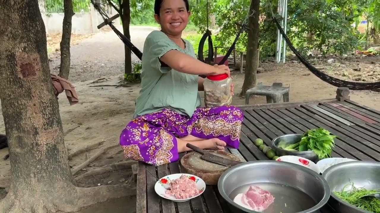 Kids & Wife Pick Fresh Garden Vegetables to Make Prahok Ktis!