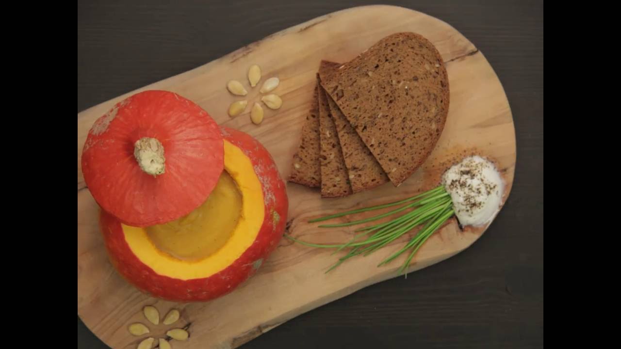 Kürbissuppe mit Ingwer und Kokosmilch