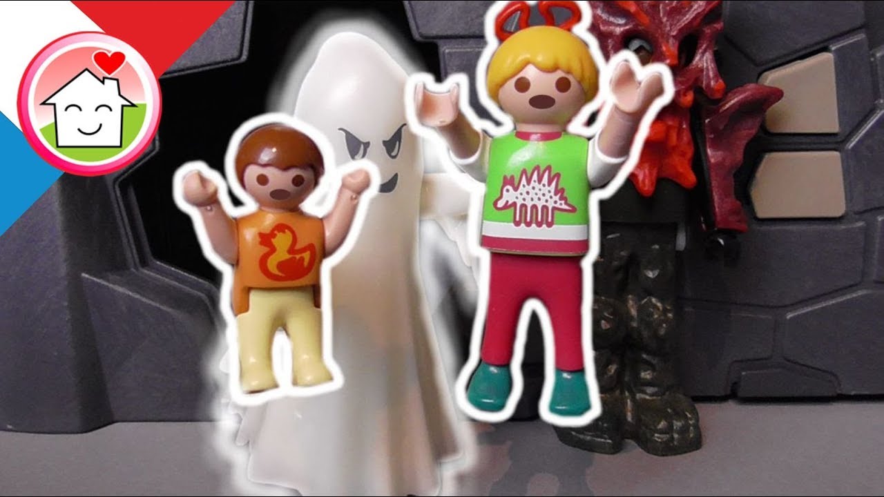 Playmobil en français Le train fantome - La famille Hauser