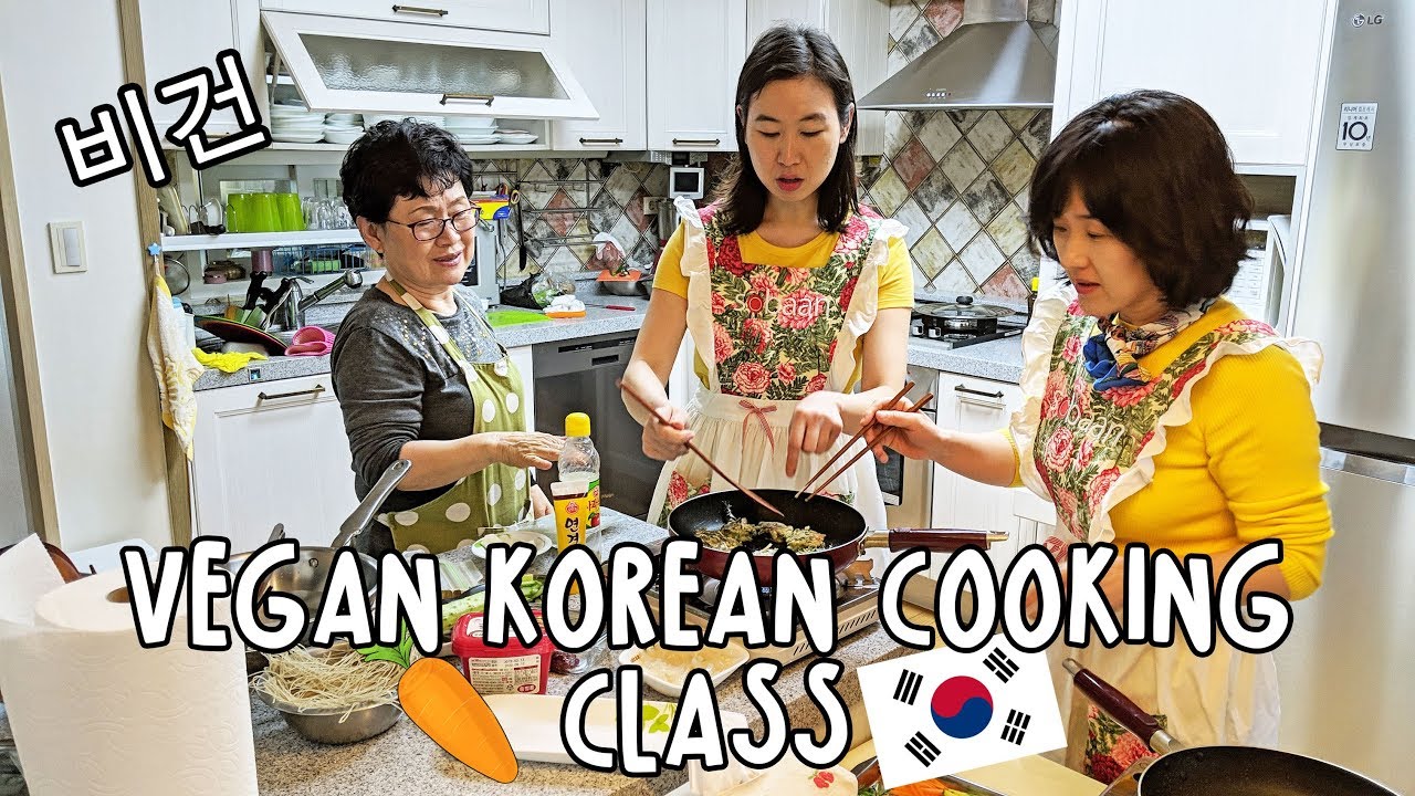 KOREAN VEGAN COOKING CLASS!! (BULGOGI, BIBIMBAP, NAENGMYEON, DASIK) 비건