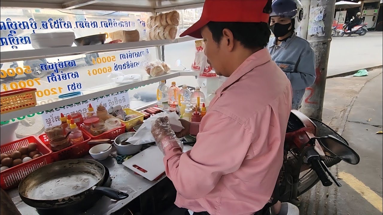 Humburger ខ្មែរចល័តមានក្លិនឈ្ងុយ | Khmer mobile hamburger has a delicious smell