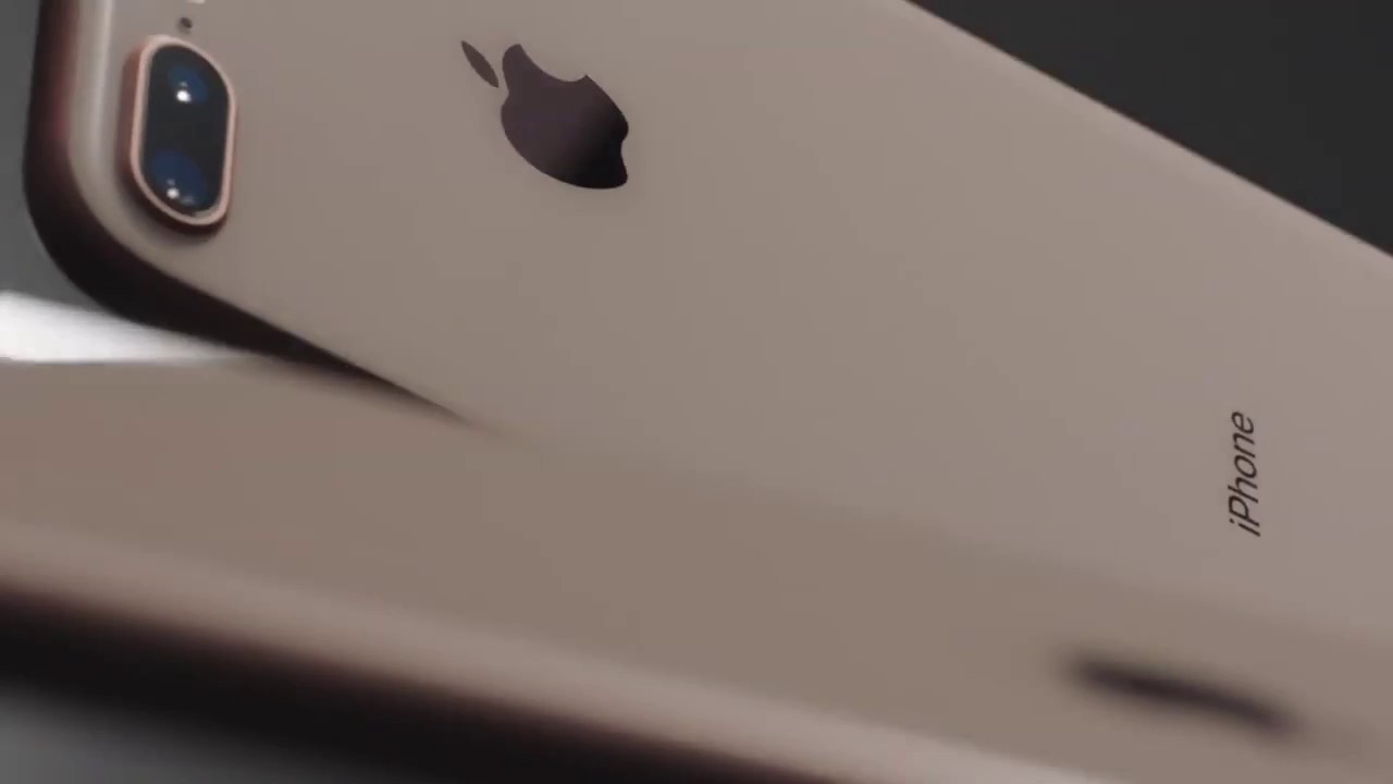 iPhone 8 and iPhone 8 Plus - Apple Ad - Pub