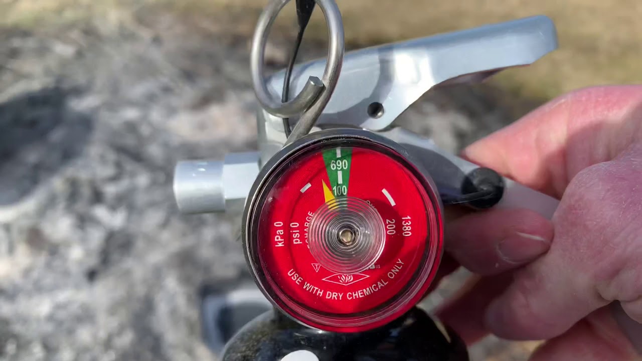 H3R Performance MaxOut MX100 Dry Chemical Fire Extinguisher test