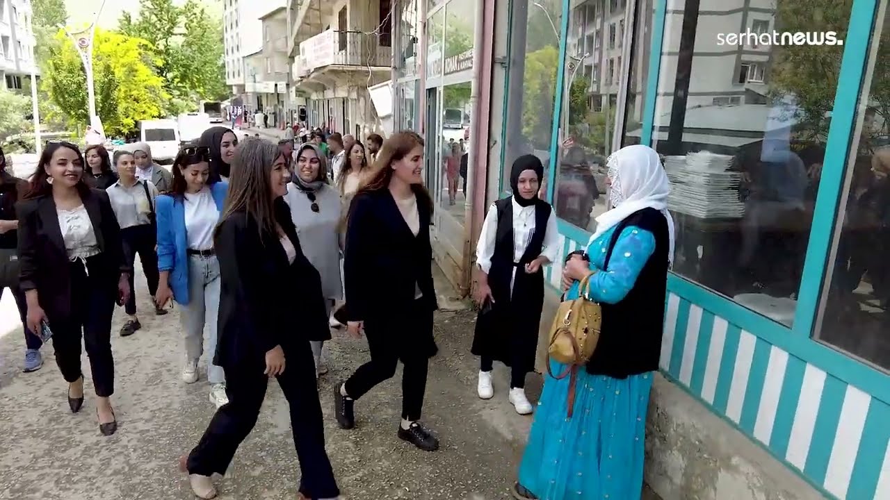 Van Kadın Belediye Eş Başkanları Bahçesaray'a çıkarma yaptı-Video