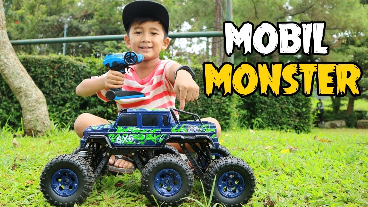 Mainan Mobil Monster Besar Pakai Remote Control