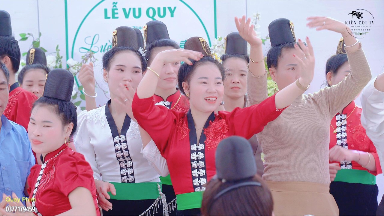 TUYỆT VỜI QUÁ XUM ÊM PẢ BẢN KHÁ ƠI QUẨY NHIỆT TÌNH MỪNG LỄ VU QUY LƯỜNG DUYÊN  _  VĂN SƠN.
