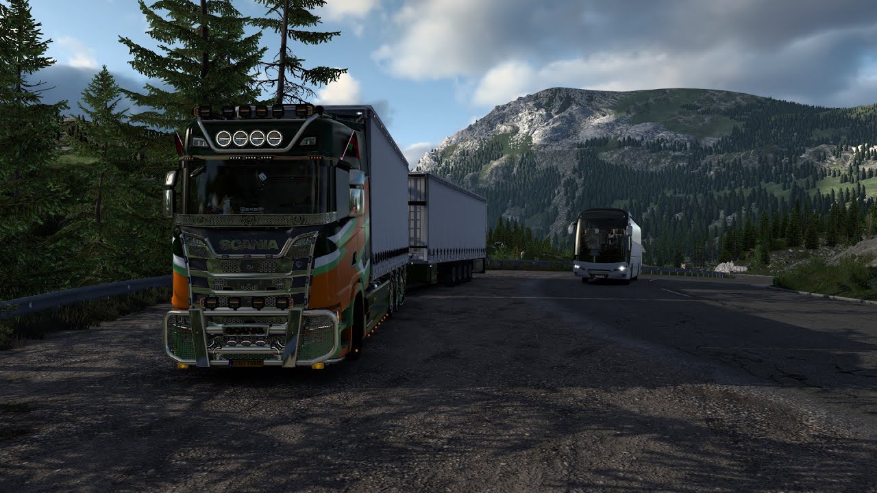 REALISTIC DRIVING.....