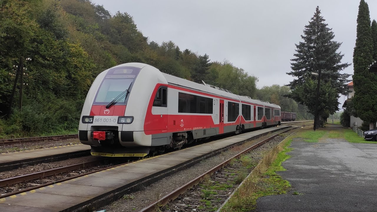 Motorová jednotka ZSSK 861 - Os 9111