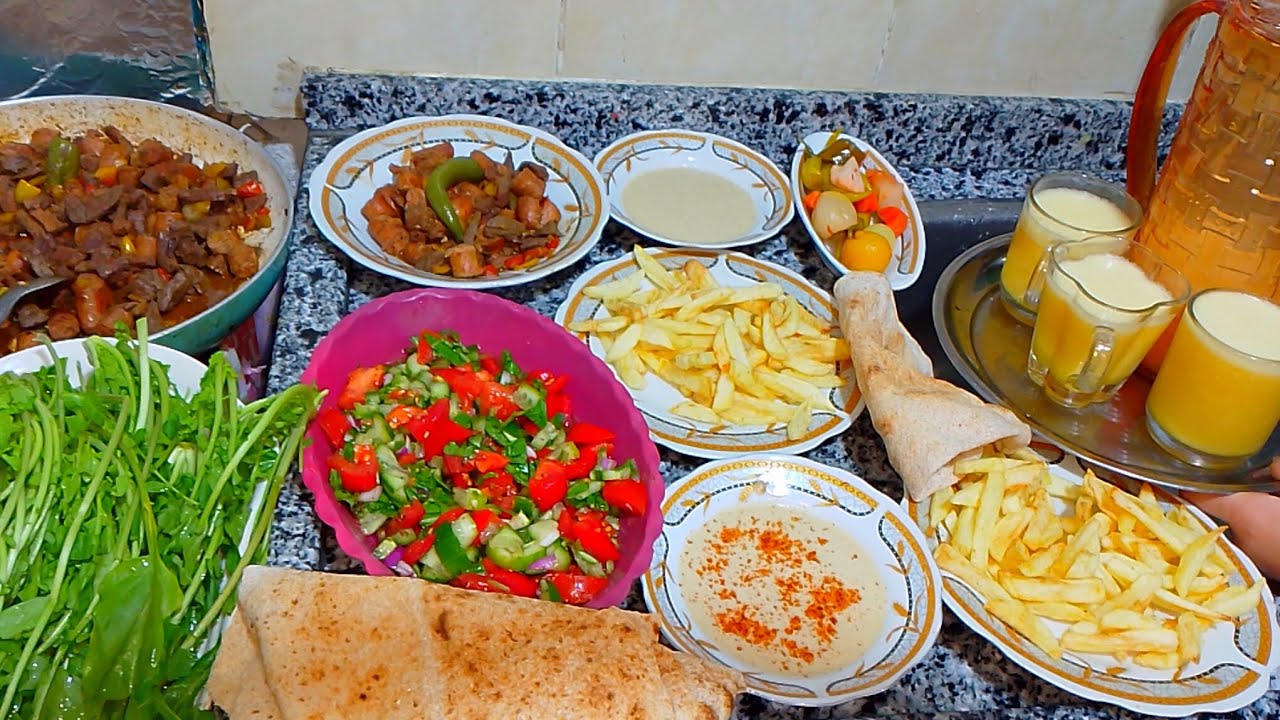 راحت عليه نومه 🥱🥱وقومت قبل الفطار بنص ساعه 🫣تعالي شوفي عملت ايه ⁉️ أحلي فطار سريع ويفتح النفس 😋