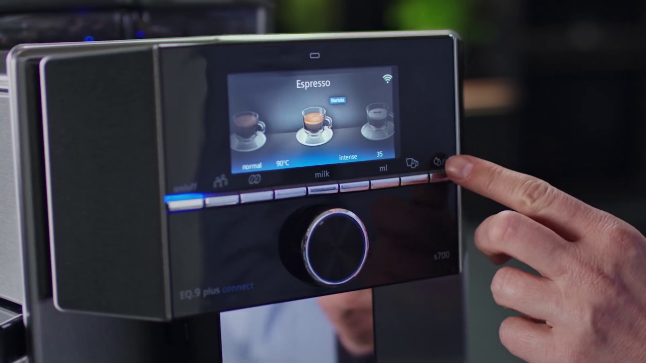 Siemens EQ.9 plus - jak aktywować i korzystać z trybu baristaMode