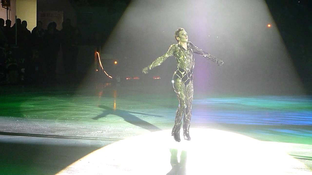 Johnny Weir - HDOI 2011 - Bad Romance