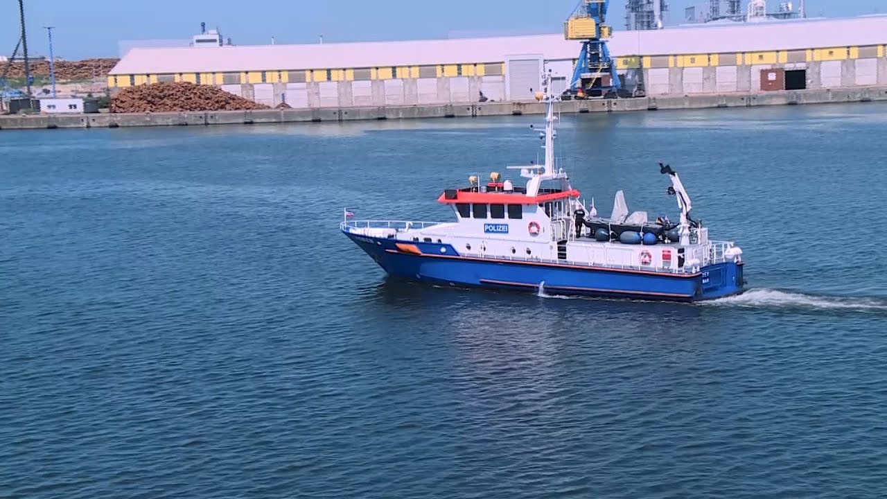 Hafenreport Wismar: Küstenstreifenboot Hoben