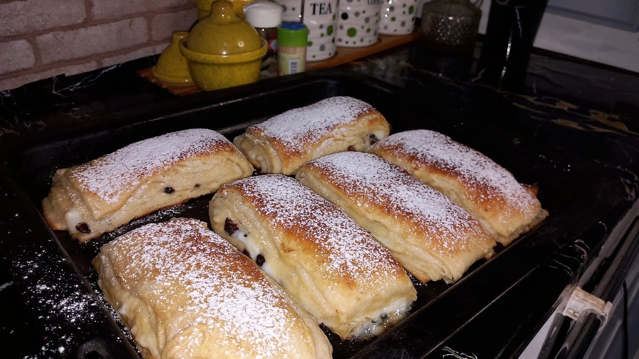 عندي برشا مدللتهمش بحاجة حلوة 😊 وصفة كرواسون محشو بالكريمة🥐ذوق تحصل 😋فطور الصباح والا لمجة الصغيرات🥰