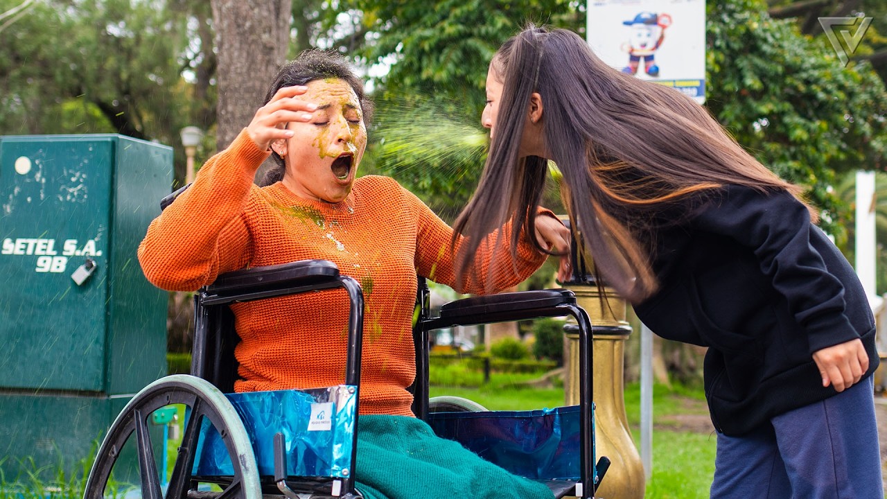 Niña humillaba a su Madre en silla de ruedas y la vida le dio una lección