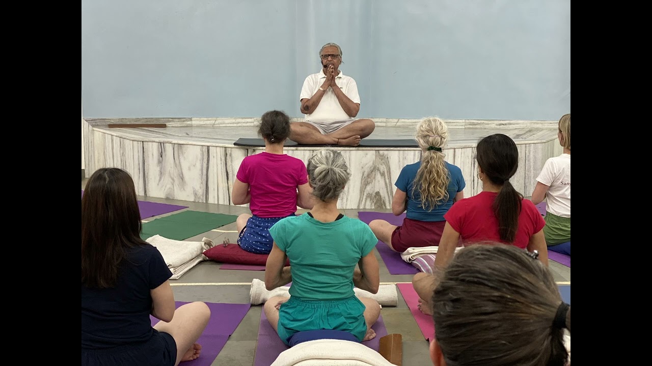 394  Yogis power of audition