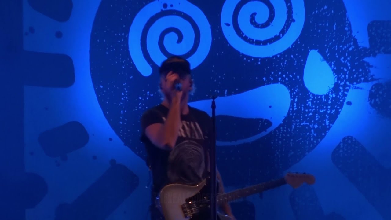 All Time Low - "Lost in Stereo" (Live in San Diego 11-12-21)
