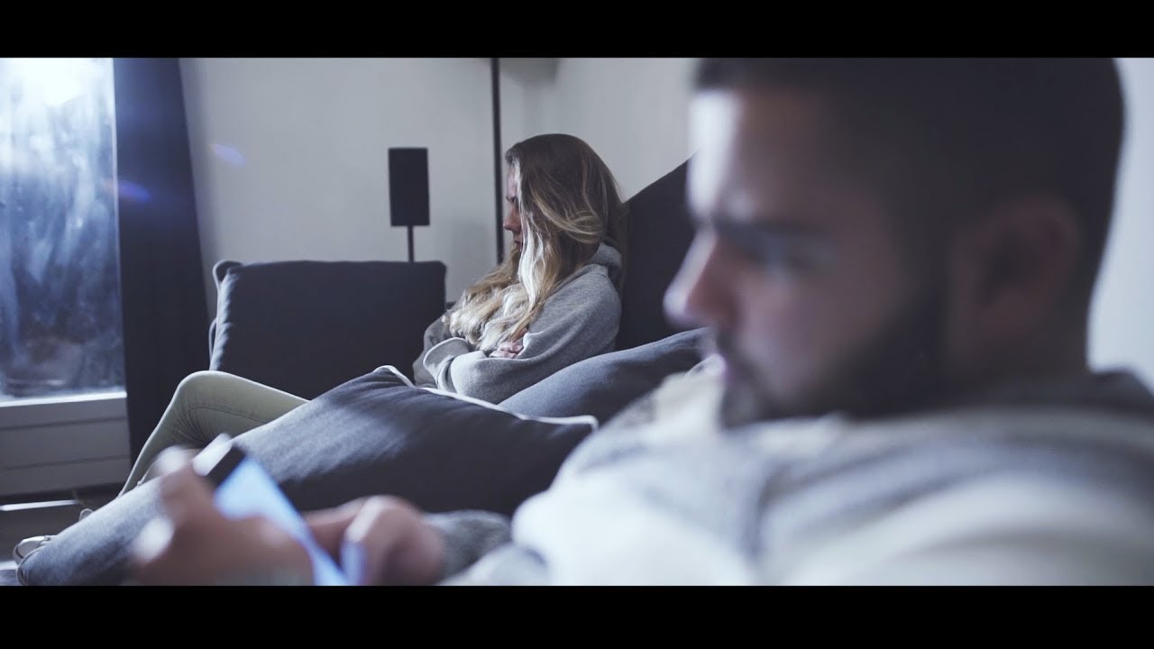 Massimo - Laisse tomber (CLIP OFFICIEL) (Chanson d'amour)
