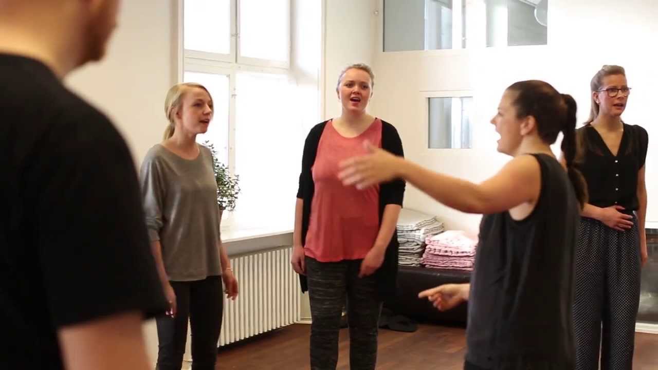 Circle Song: 