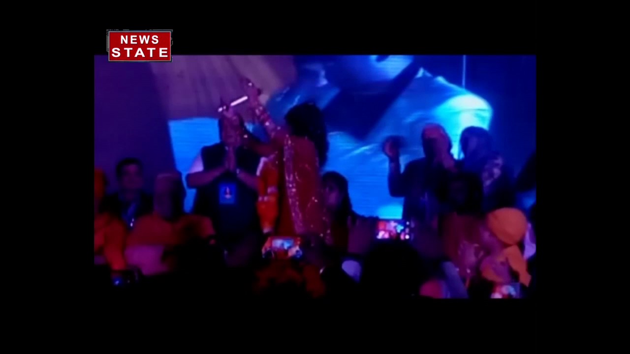Radhe Maa dances during Kalki Mahotsav
