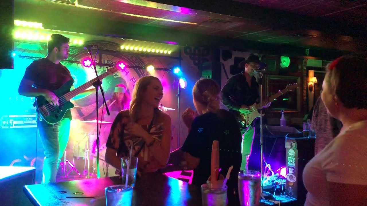 Live band stage lights (Basic DMX light show with chauvet boards & venue wash lights)
