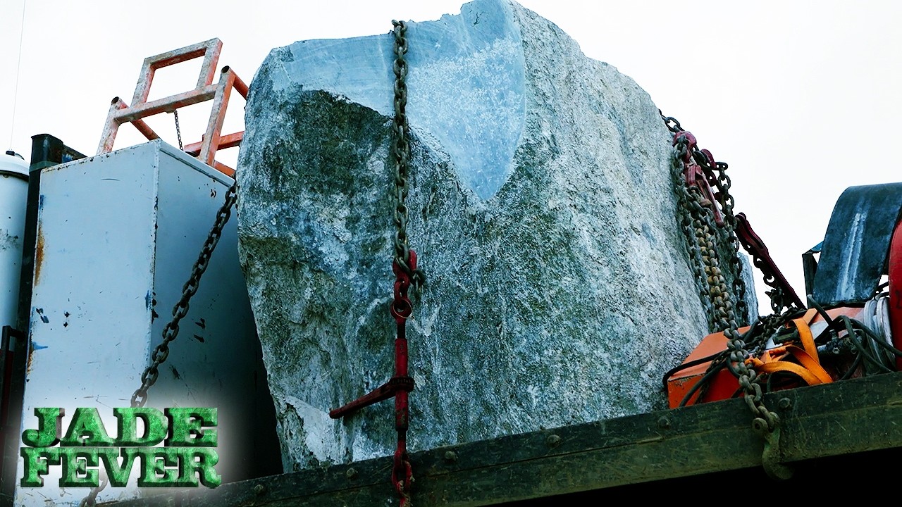 $300,000 GIANT Jade Boulder Could Crack During Transport! | Jade Fever
