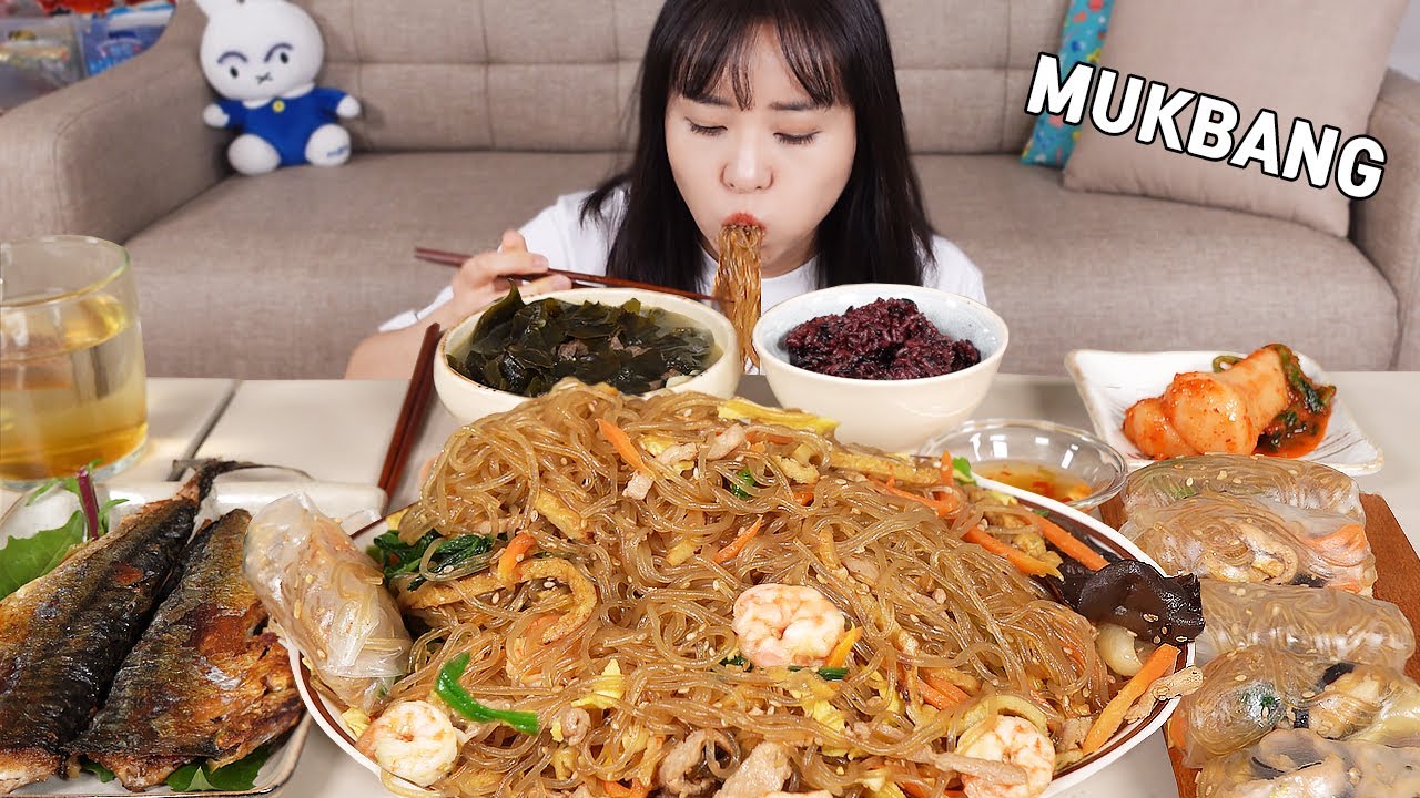 mukbang :)Джапче из очень вкусной корейской стеклянной лапши | суп из говядины из морских водорослей