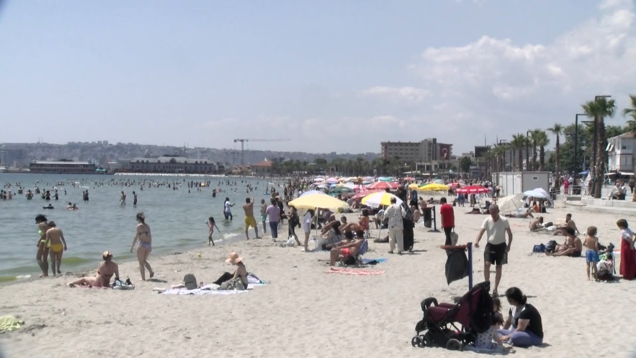 Kurban Bayramı'nda İstanbul’da kalanlar sahillere akın etti