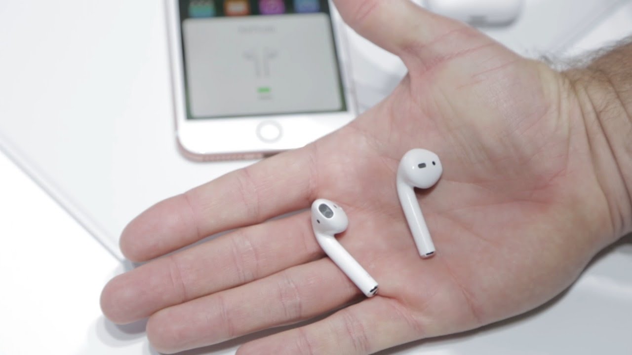 AirPods First Look