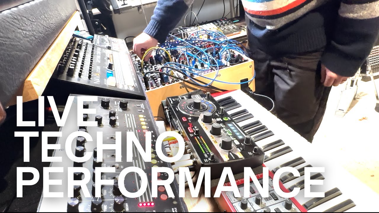 Live Techno Performance 2023