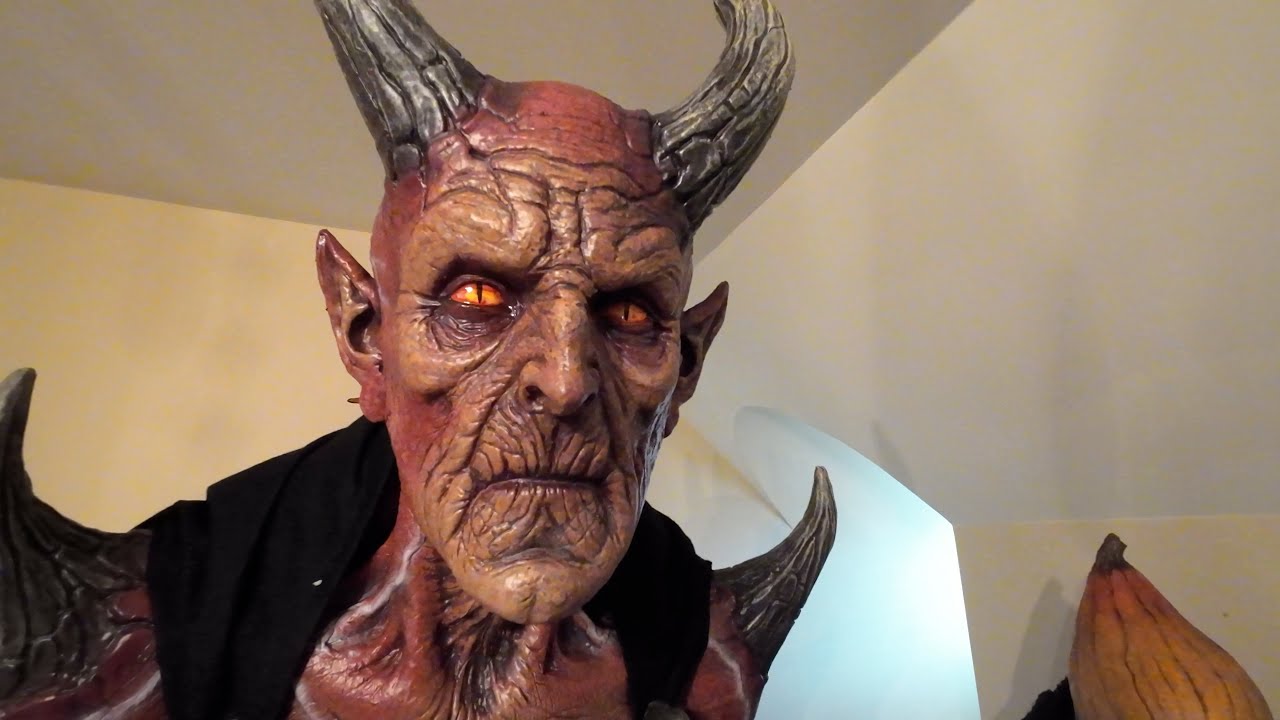 Unboxing and review of Demon Legend from Distortions Unlimited!