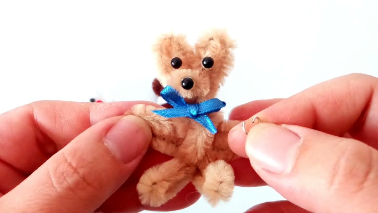 CON UN LIMPIAPIPAS HACEMOS un MINI OSO.