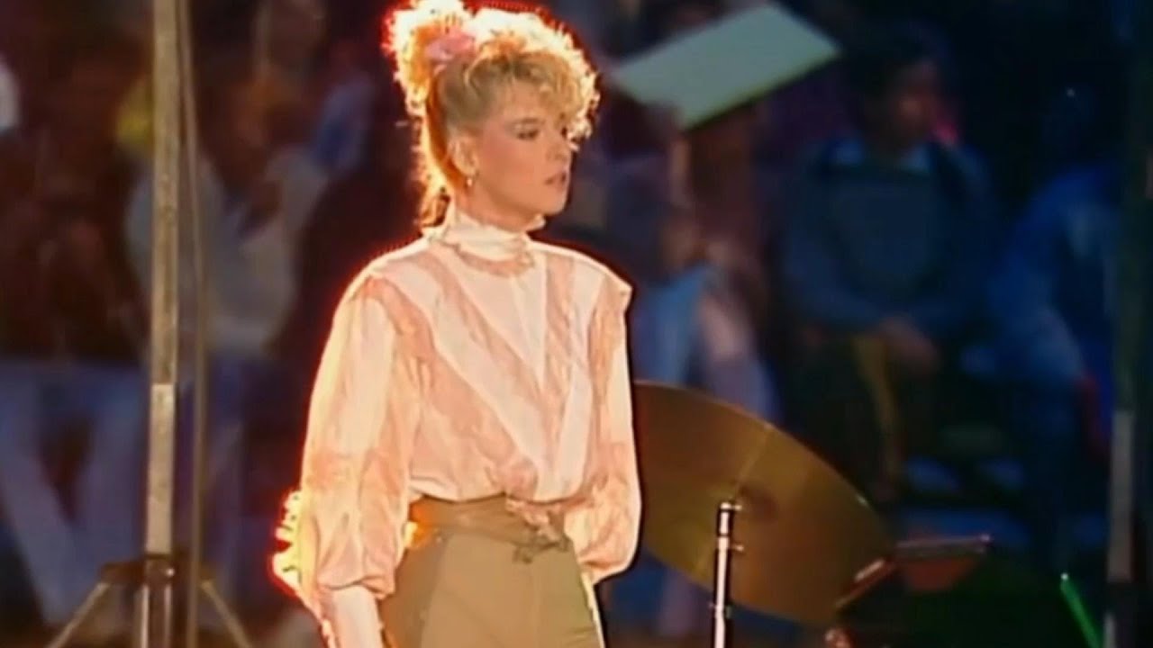Iveta Bartošová | Závod s mládím | 1988 | TV