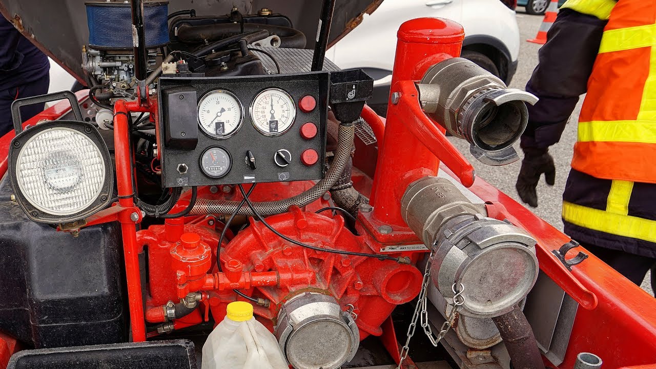 Sapeurs Pompiers : entrainement stage de formation conducteur d'engin pompe cod 1.