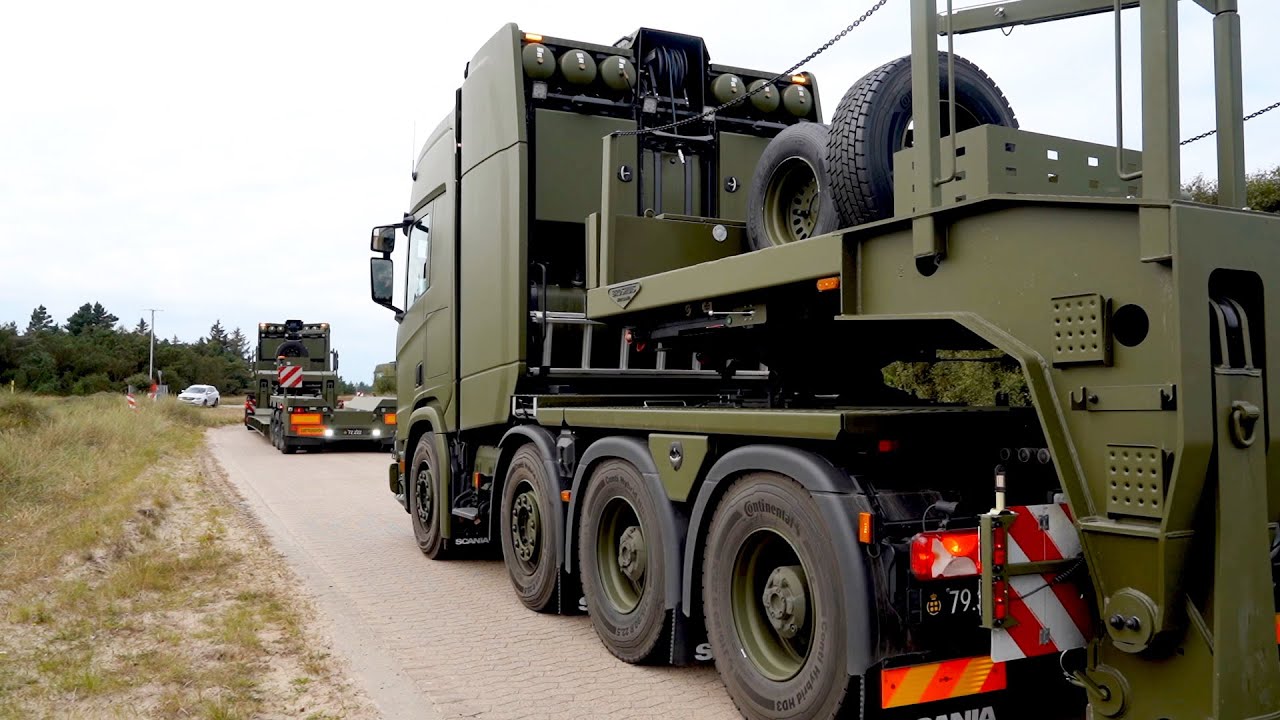 Scania V8 R650 Highline 8x4/4 Heavy Transport - Danish Army