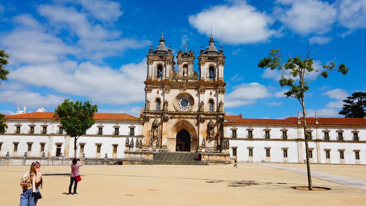 Mosteiro de Alcobaça - O amor proibido de Inês de Castro e D. Pedro