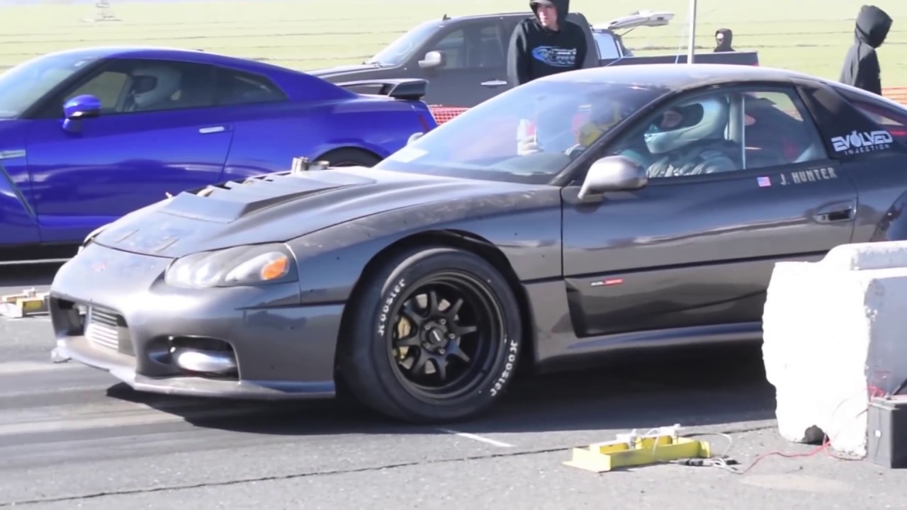 GTR vs BIG SINGLE TURBO 3000GT
