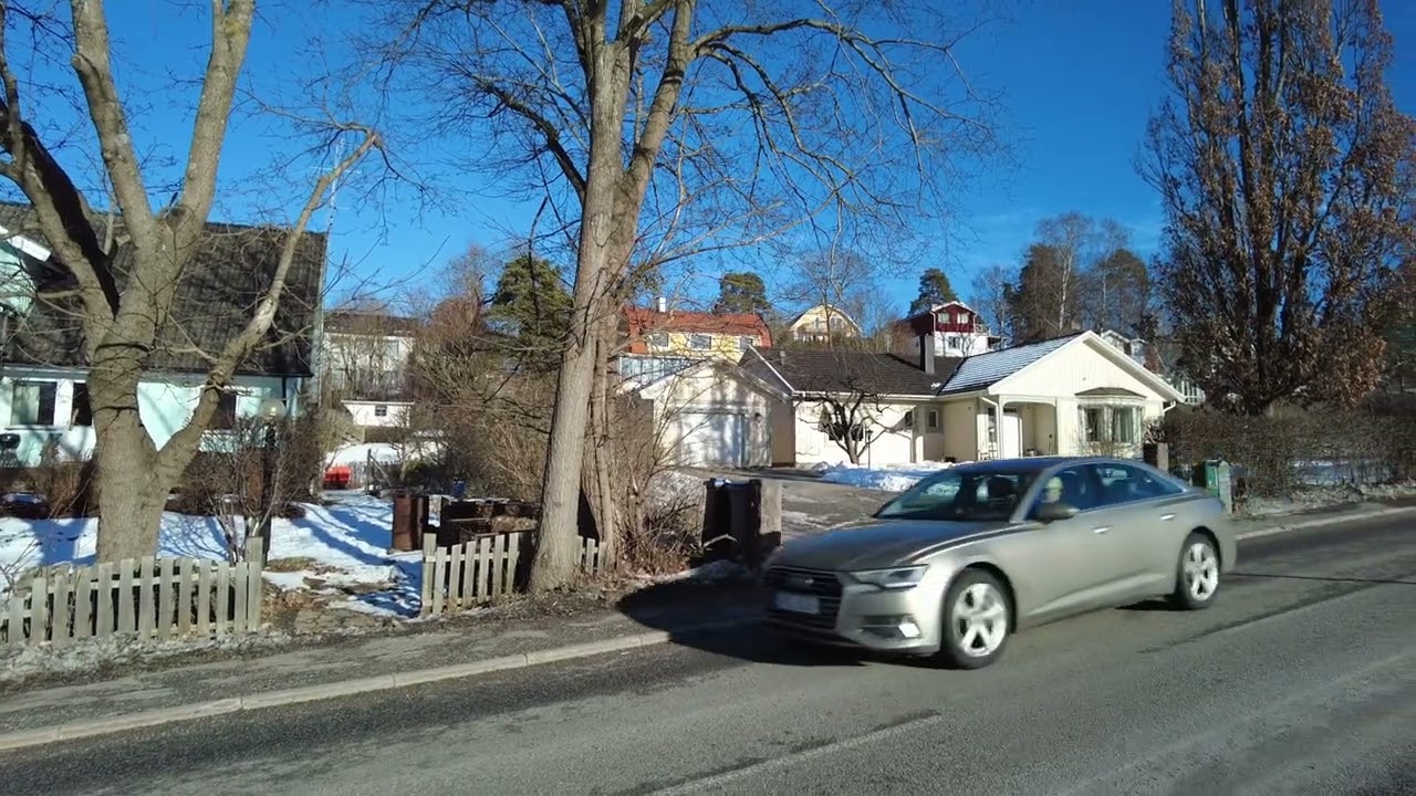 Walk to Morby Centrum, Danderyd via Noragårdsvägen and Danarövägen Stockholm