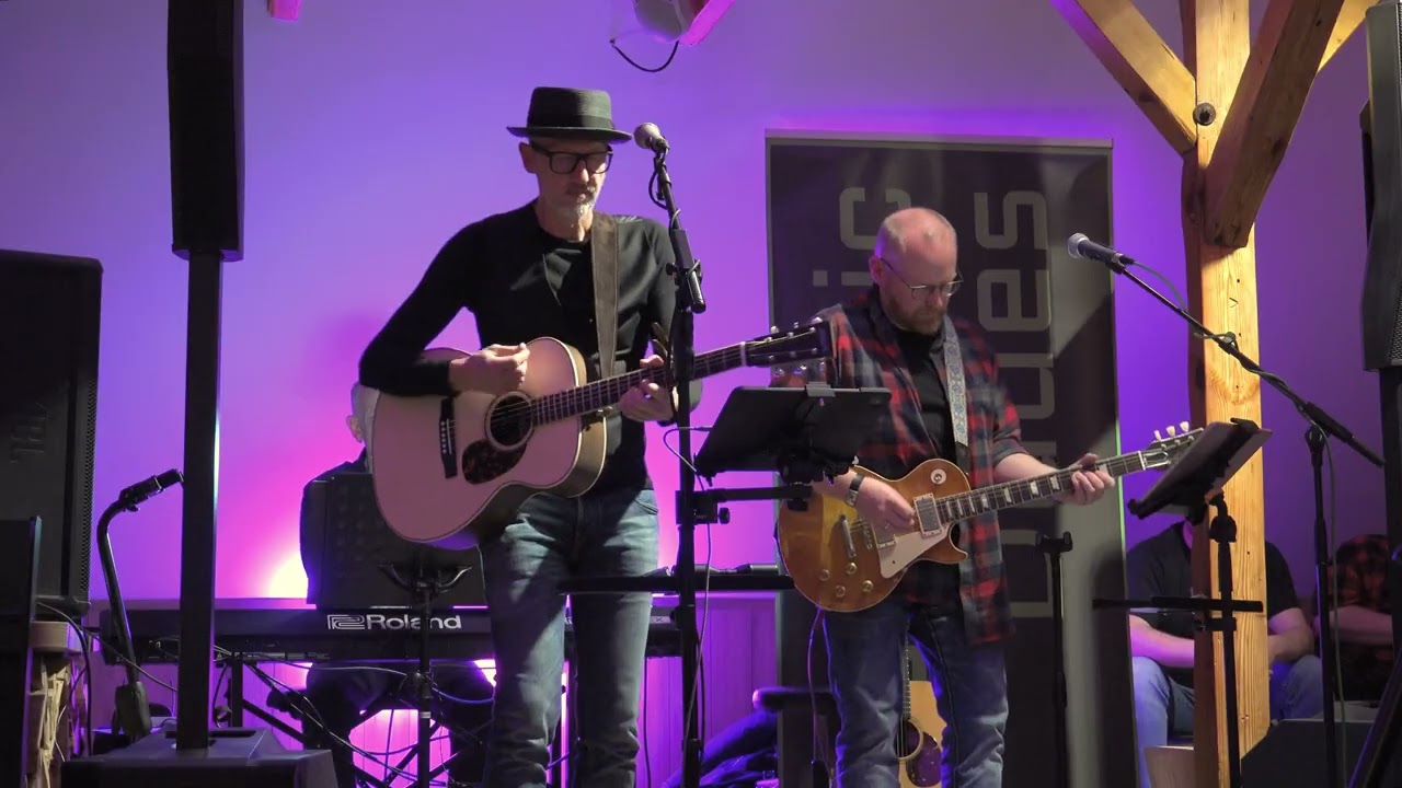Acoustic Dudes „I Can See Clearly Now“