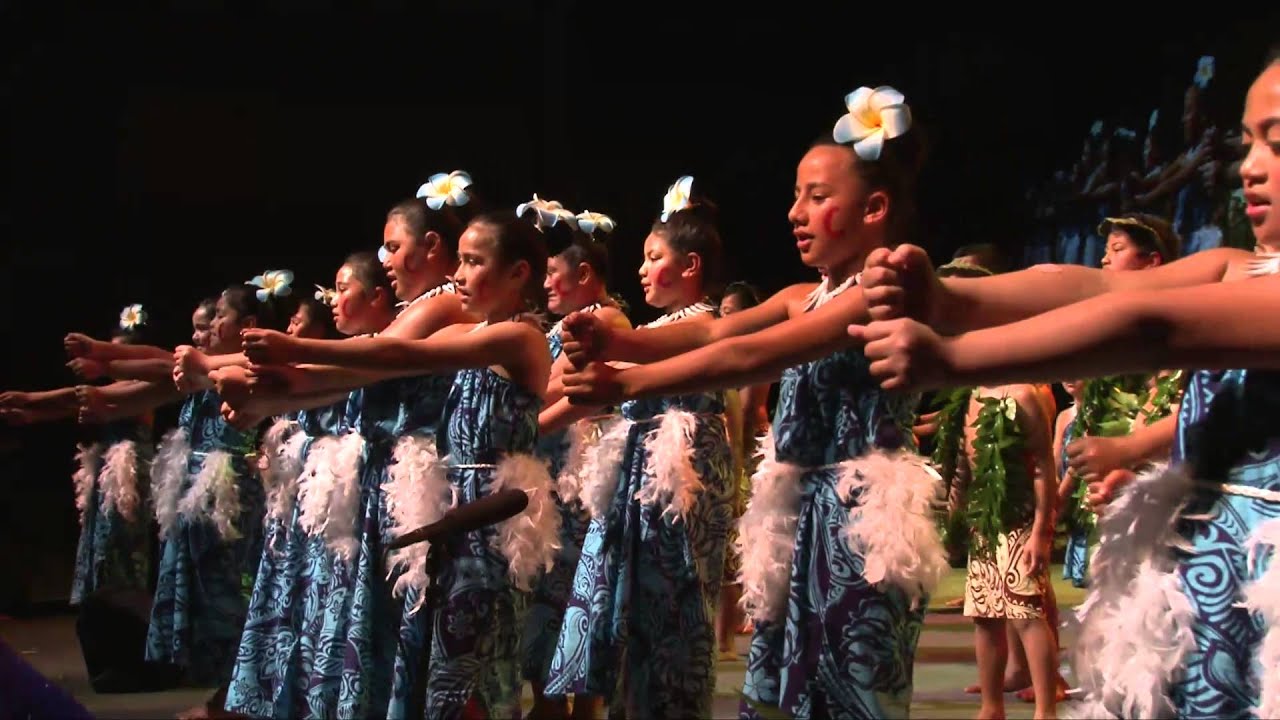 Kapo Kapo 2014 - Holy Family School at concert #5