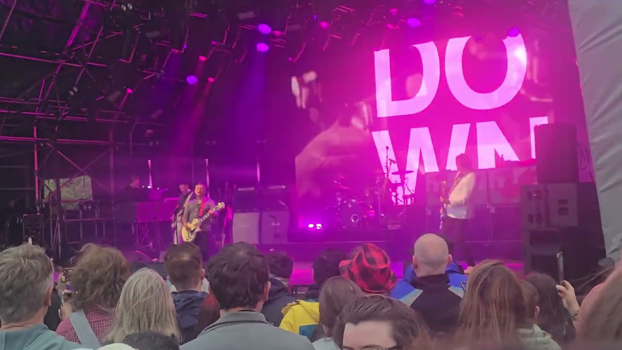 Manic street preachers. Motorcycle Emptiness live at leeds 2025