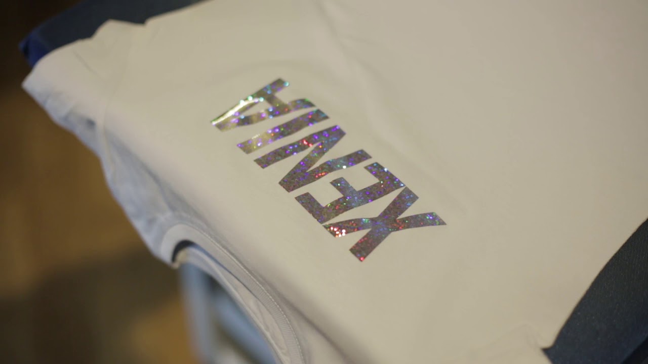 Wie funktioniert Flexdruck auf Textilien - Textildruck Berlin bei paniho Shirt