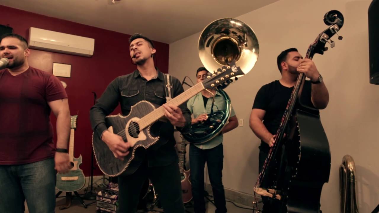 Los Canarios - Yo Quisiera Entrar (Sesiones En Vivo con Tololoche)