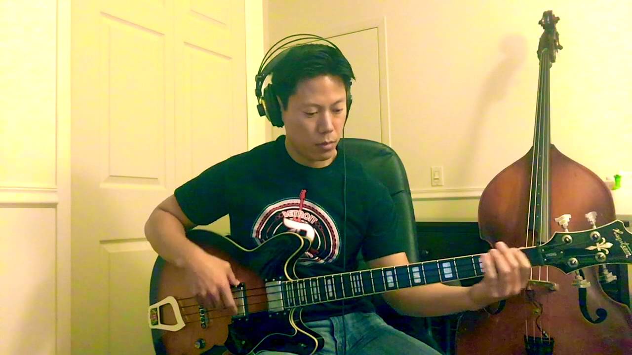 Bach Cello Suite No. 1 in C - Hagström Viking Bass(Feat. Takashi Iio)