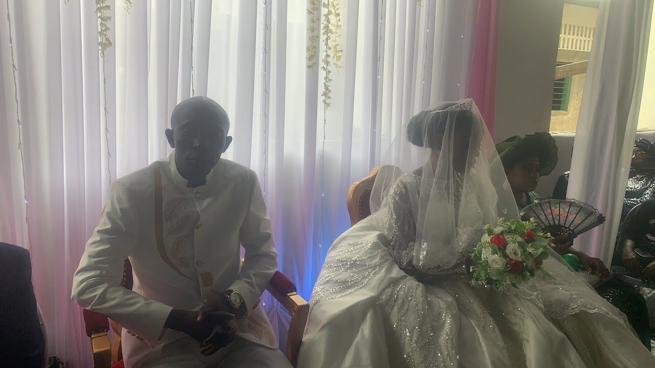 Bénédiction Nuptiale du Couple Guelord oki to et Maman Nsimba dans la Paroisse de Ndjili, Kinshasa