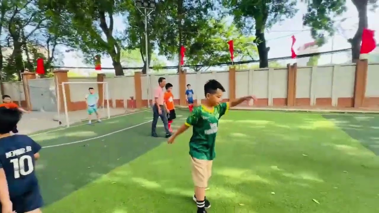 Dai Kim Elementary