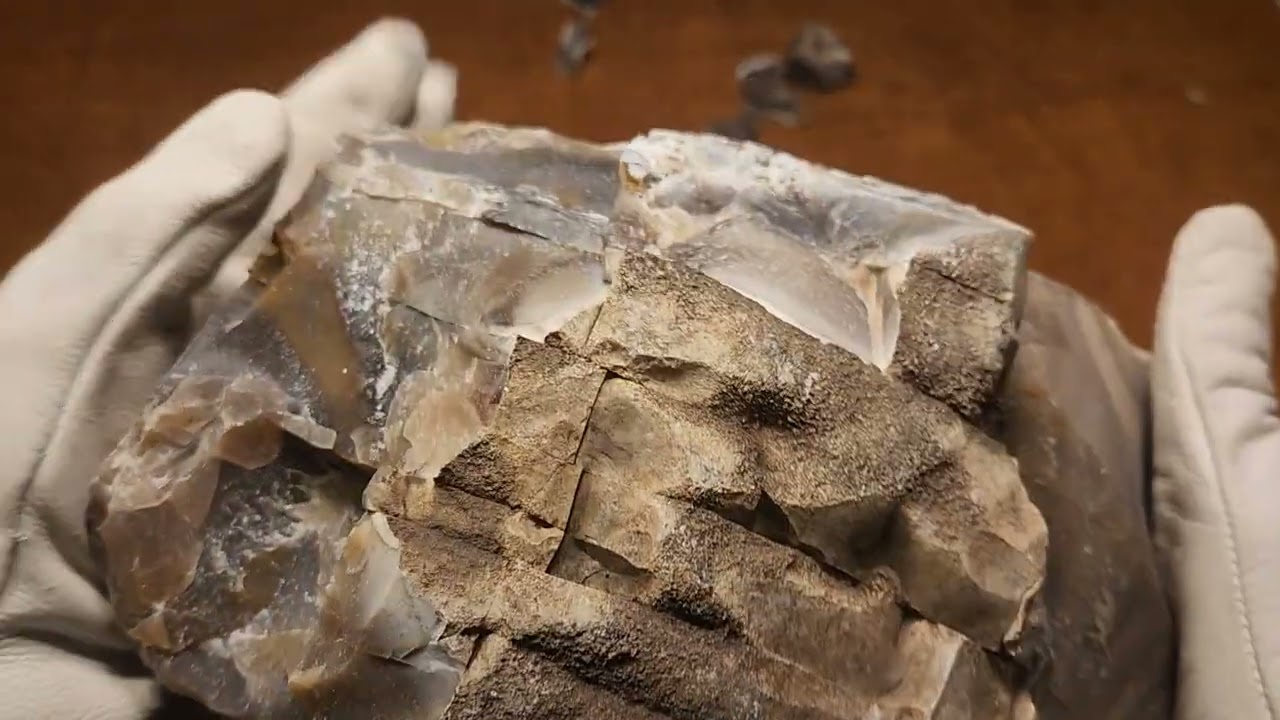 1781 — Часть 1/2 — Откалывание большого треснувшего камня