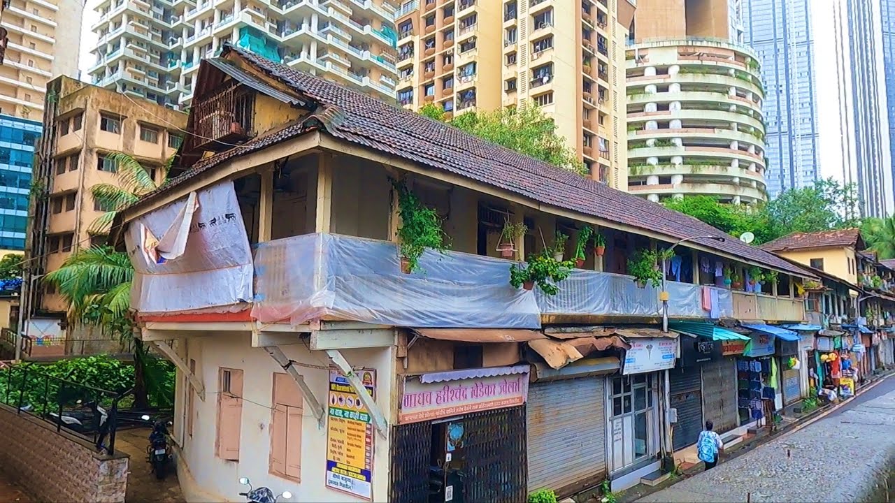Mumbai #viralvideo | Walking In Street Of Old Elphinstone Prabhadevi | Mumbai | India.