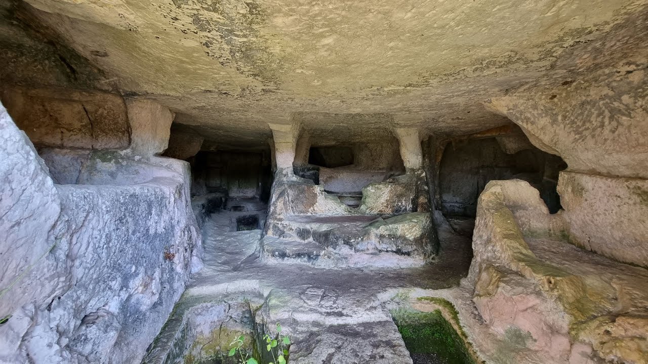 Ipogeo degli Antonii - Cava Ispica (RG)